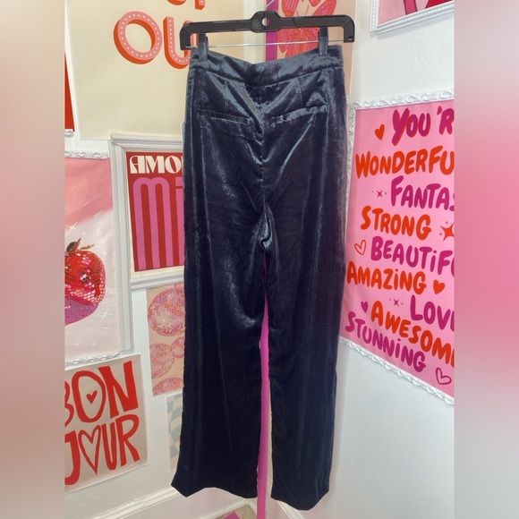 Splendid Black Wide Leg Velvet Pants NWT - Picture 2 of 6